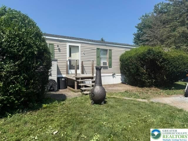 Property Photo:  74 Easy Street  PA 18067 