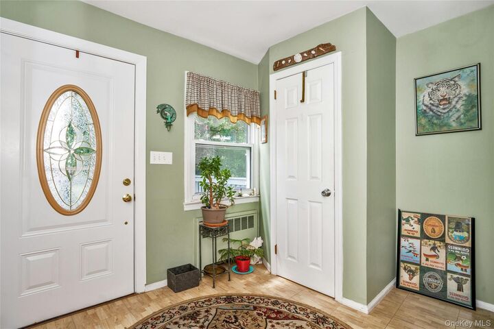 Property Photo:  623 W Park Avenue  NY 11561 
