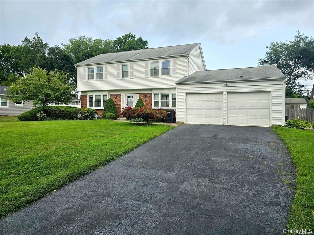 Property Photo: 9 Maureen Lane NY 11790