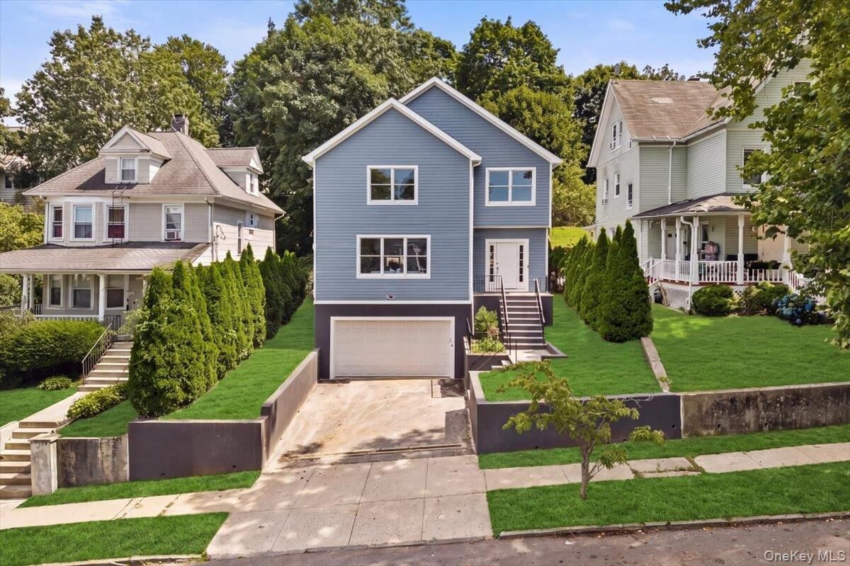 Property Photo:  7 Wyanoke Street  NY 10606 