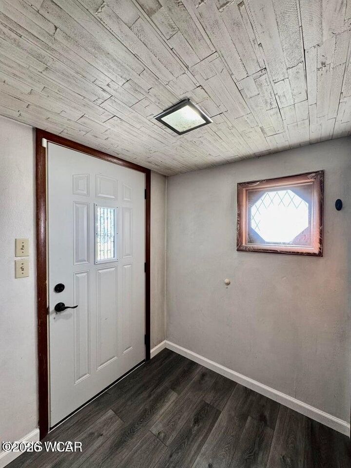 Property Photo:  304 W Daggett Street  OH 45813 
