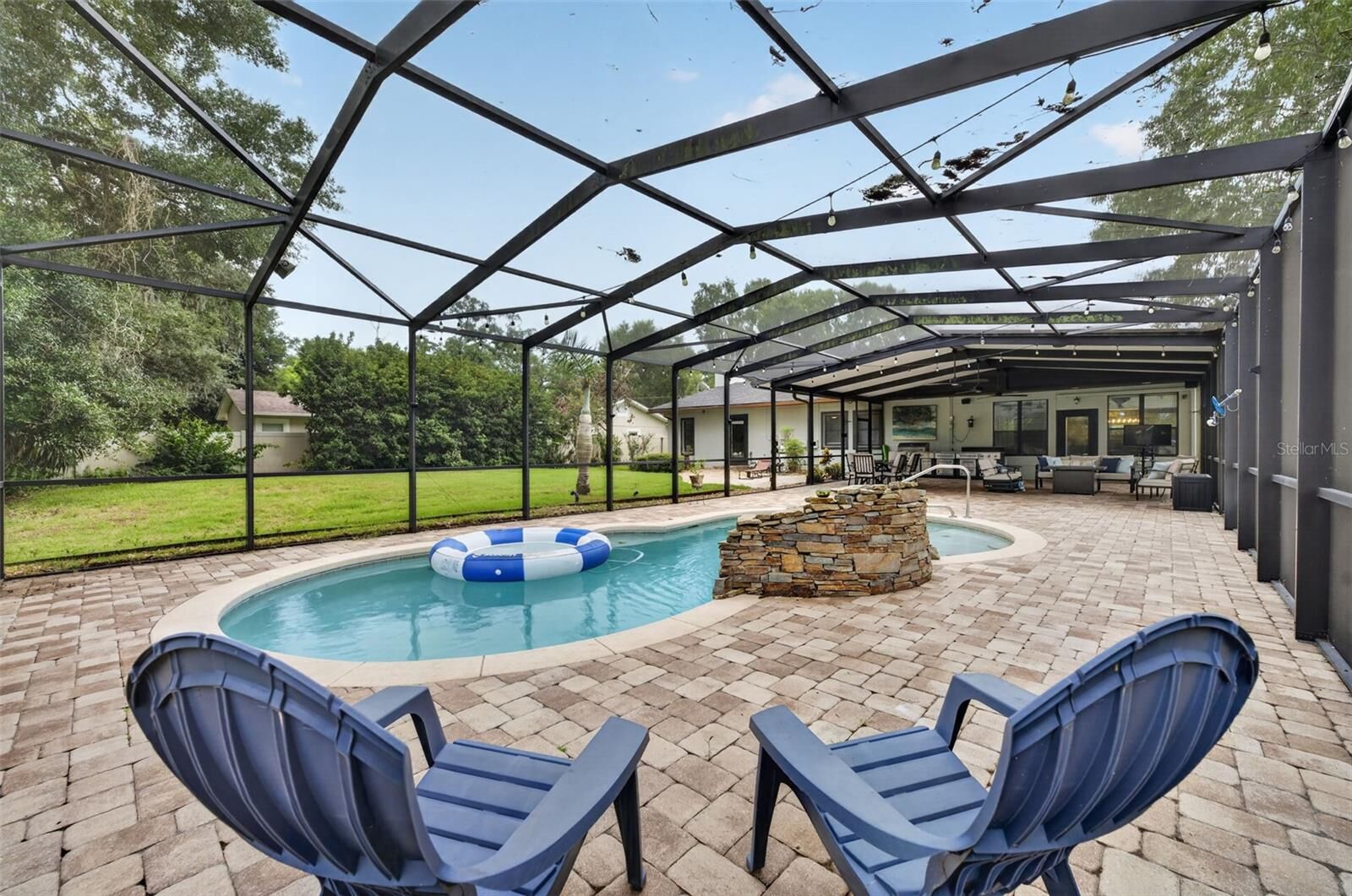 Property Photo: 6601 Brenda Drive FL 32703