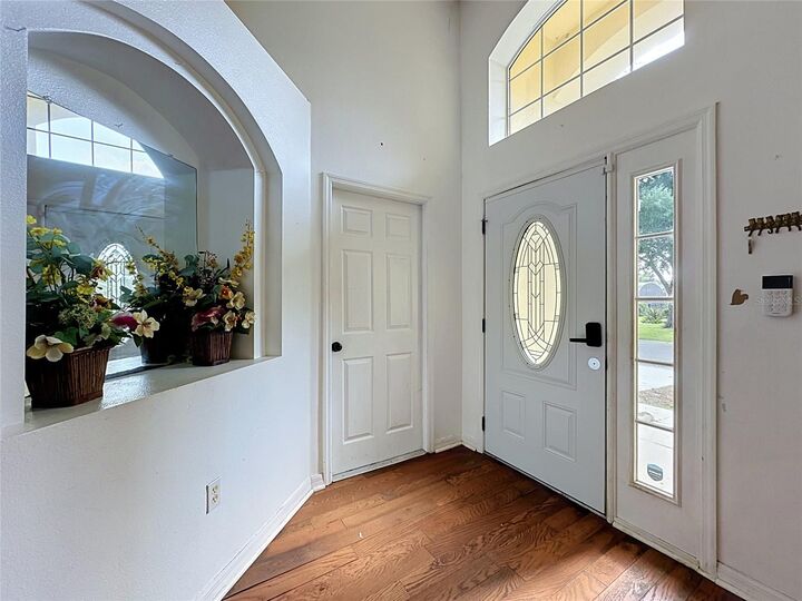 Property Photo:  3122 Montserrat Way  FL 33844 
