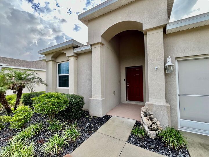 Property Photo:  13554 Marilyn Court  FL 34669 