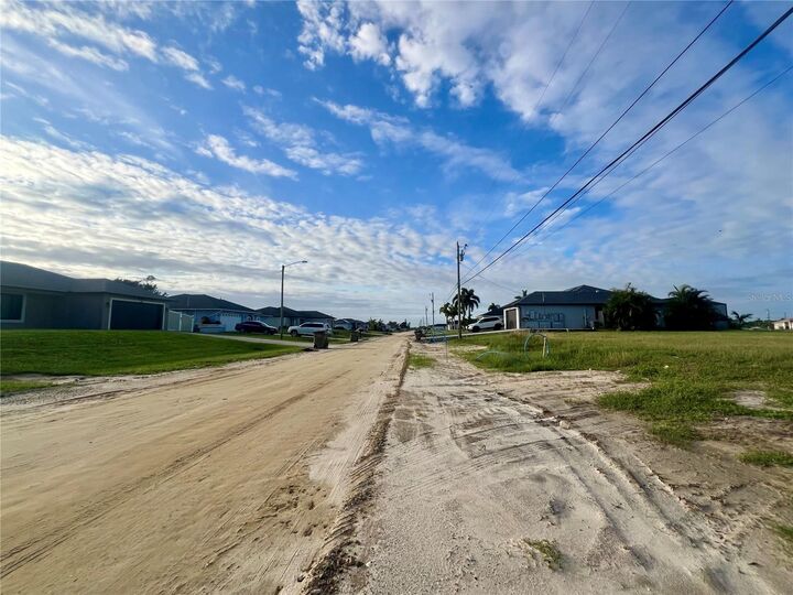 Property Photo:  1424 NE 9th Avenue  FL 33909 