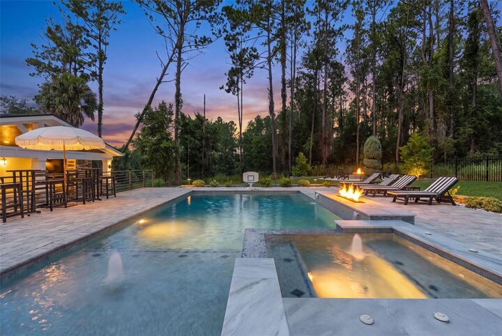 Property Photo:  20085 English Walnut Place  FL 34601 