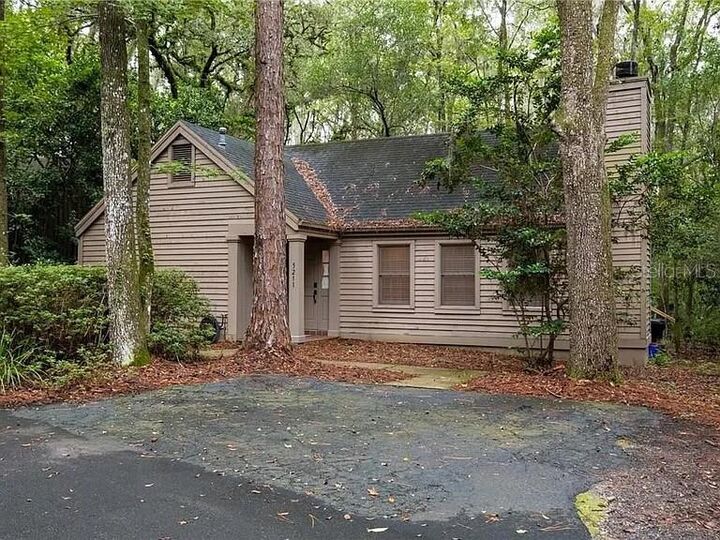 Property Photo: 5211 SW 86th Terrace FL 32608