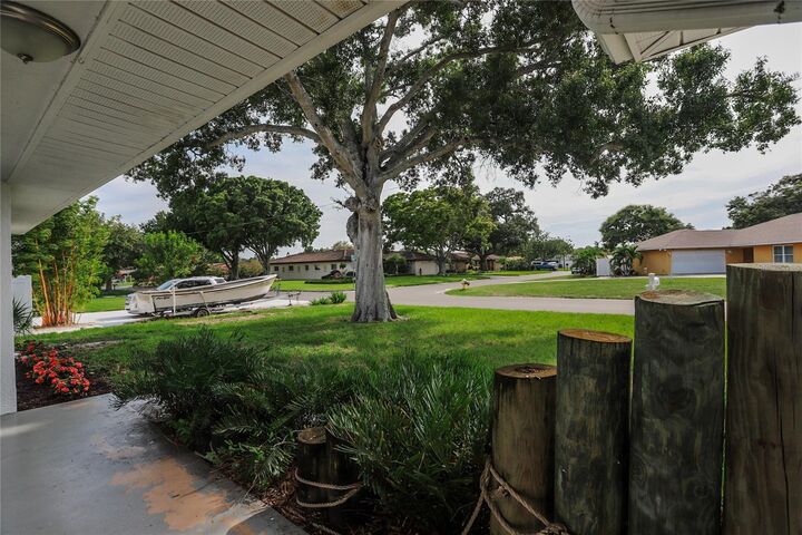 Property Photo:  10011 110th Street  FL 33772 