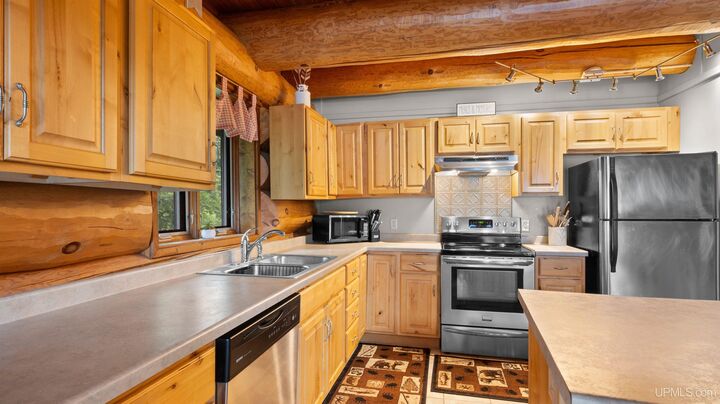 Property Photo: 1072 M35 Highway MI 49807