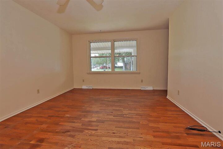 Property Photo:  1121 Landgraf Drive  MO 63701 