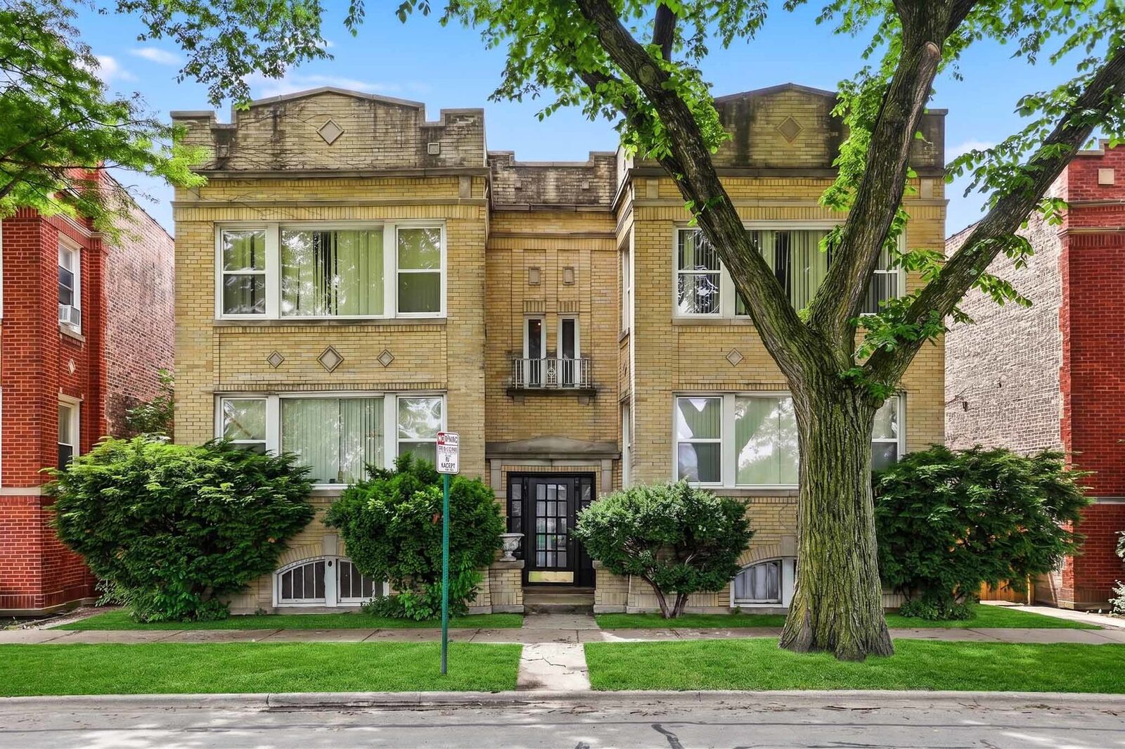 Property Photo:  17 Garfield Street  IL 60304 