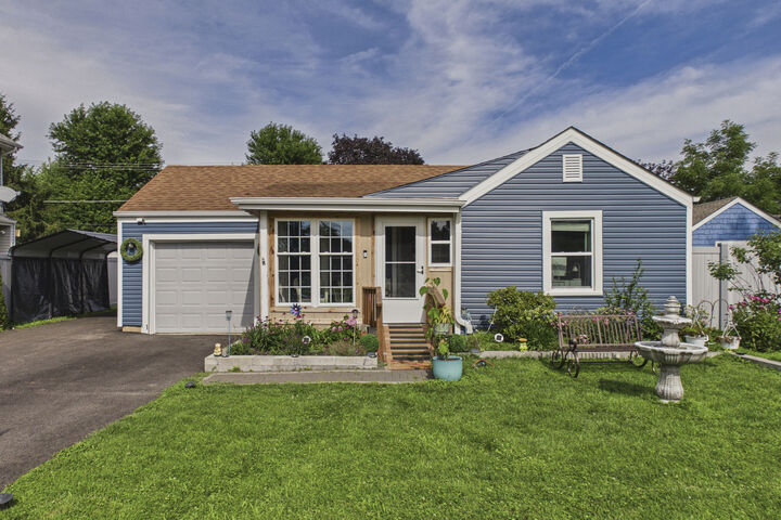 Property Photo:  207 Second Street  IL 60123 