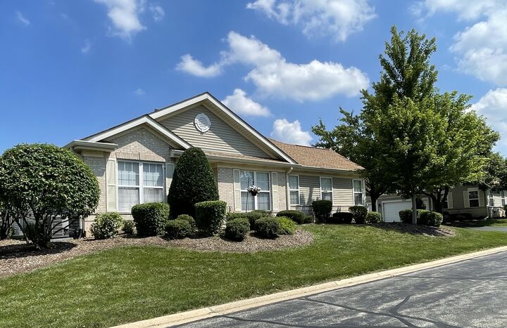 Property Photo:  21564 W Empress Lane  IL 60544 