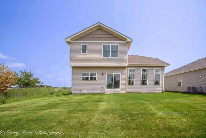 Property Photo: 359 N. Aspen Drive IL 60112