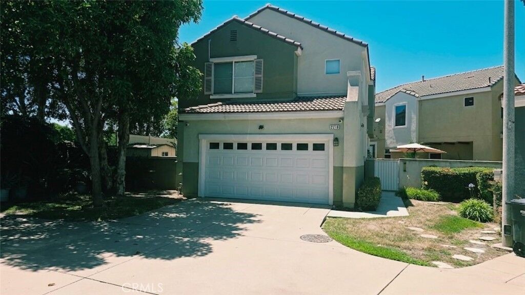 Property Photo:  2210 Village Way  CA 90755 