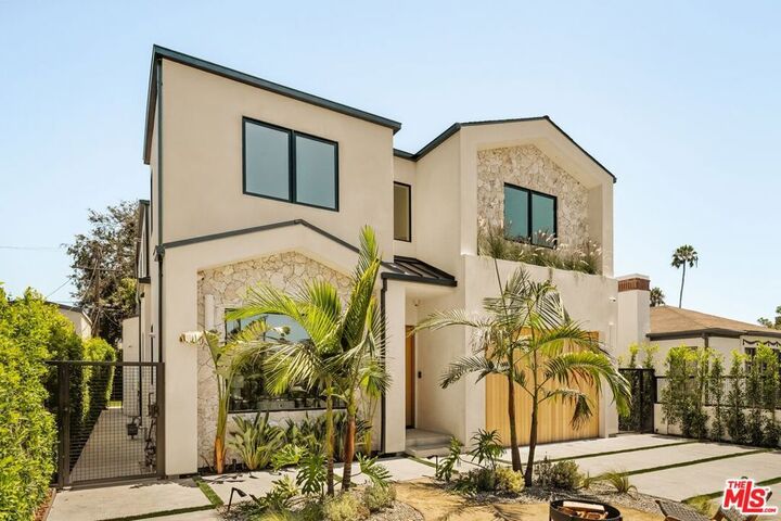 Property Photo:  1758 S Holt Avenue  CA 90035 