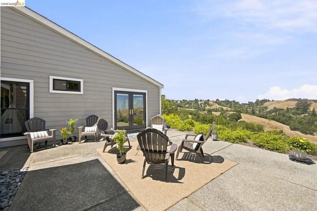 Property Photo:  1897 Ascot Dr  CA 94556 