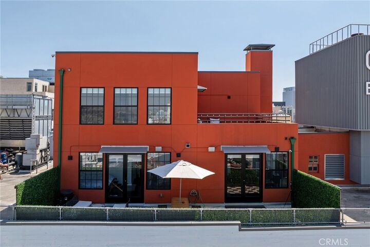 Property Photo:  746 S Los Angeles 1201  CA 90014 
