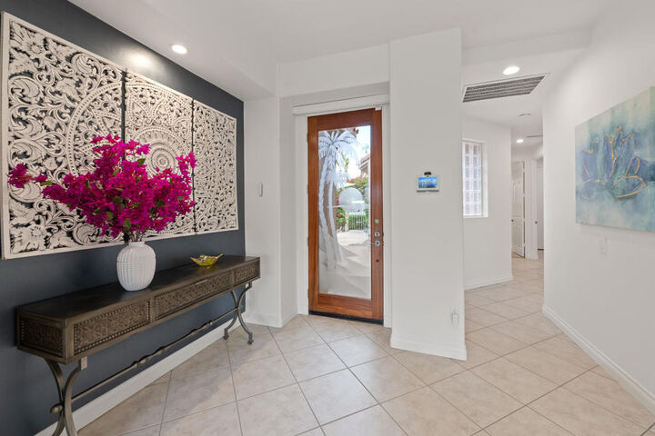 Property Photo: 78715 Castle Pines Drive CA 92253