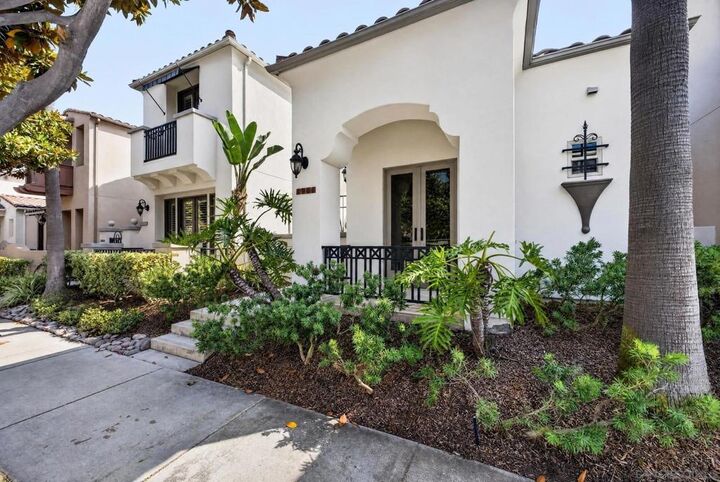 Property Photo:  2985 Farragut Rd  CA 92106 
