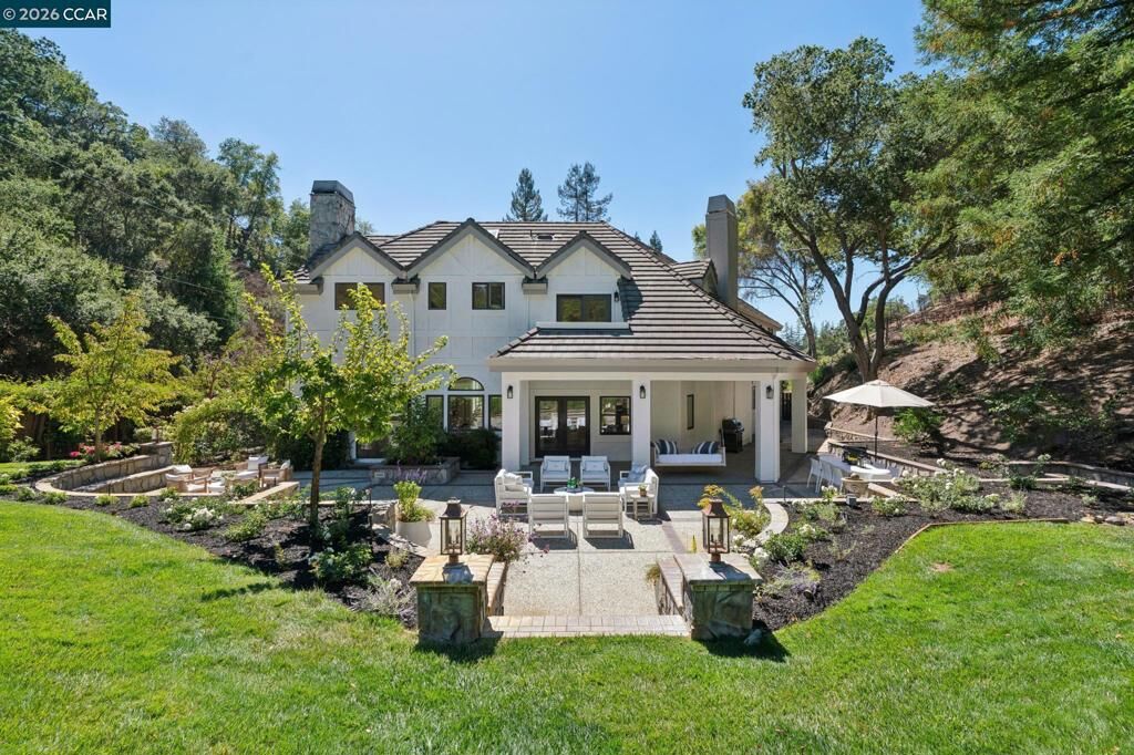 Property Photo:  2900 Rohrer Drive  CA 94549 