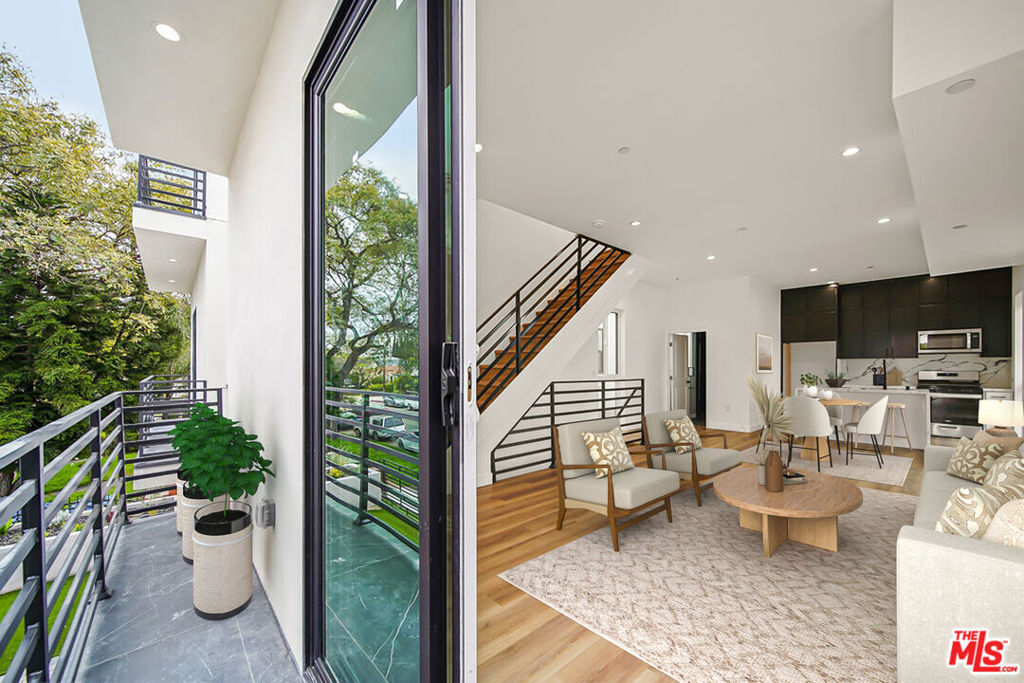 Property Photo:  8664 Cadillac Avenue  CA 90034 