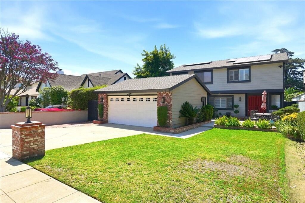 Property Photo:  326 E I Street  CA 91764 