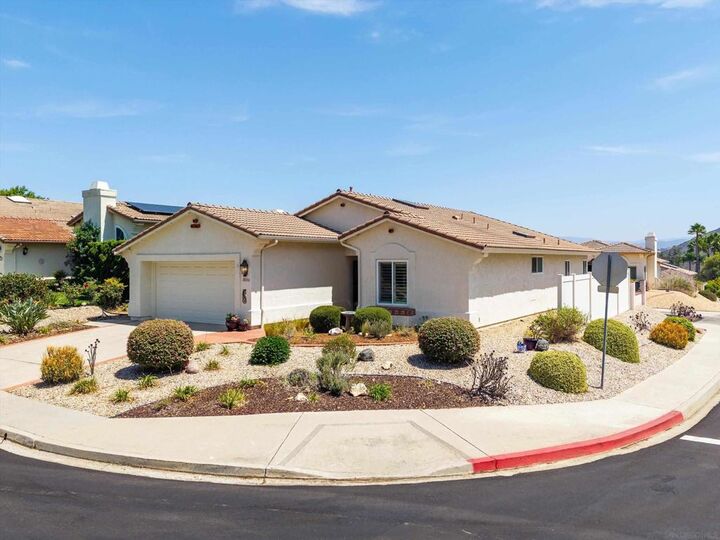 Property Photo:  18006 Calle Estepona  CA 92128 