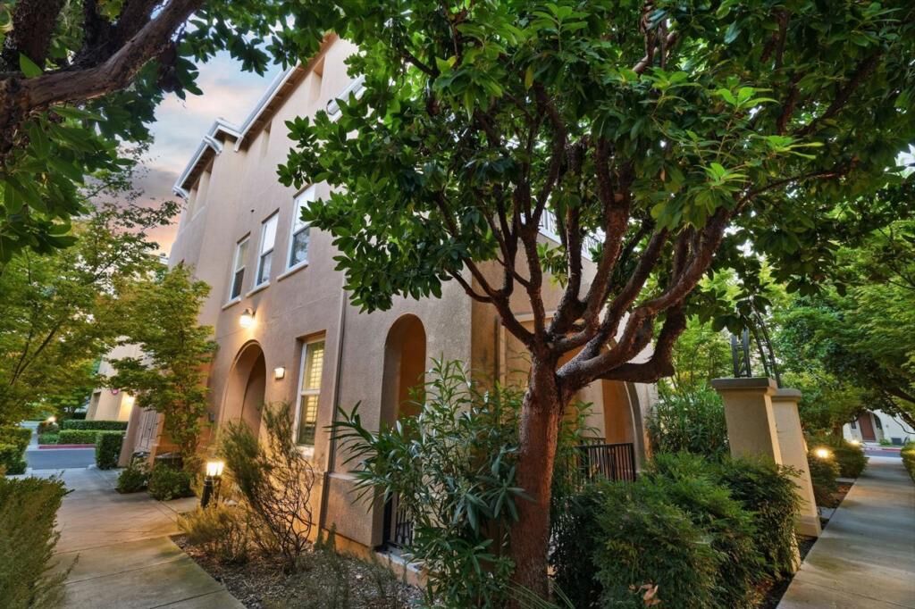 Property Photo: 1771 Hillebrant Place CA 95050