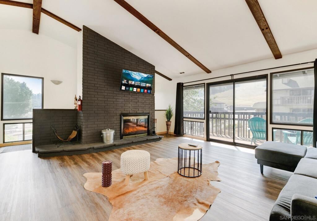 Property Photo:  1288 Clubview Drive  CA 92315 
