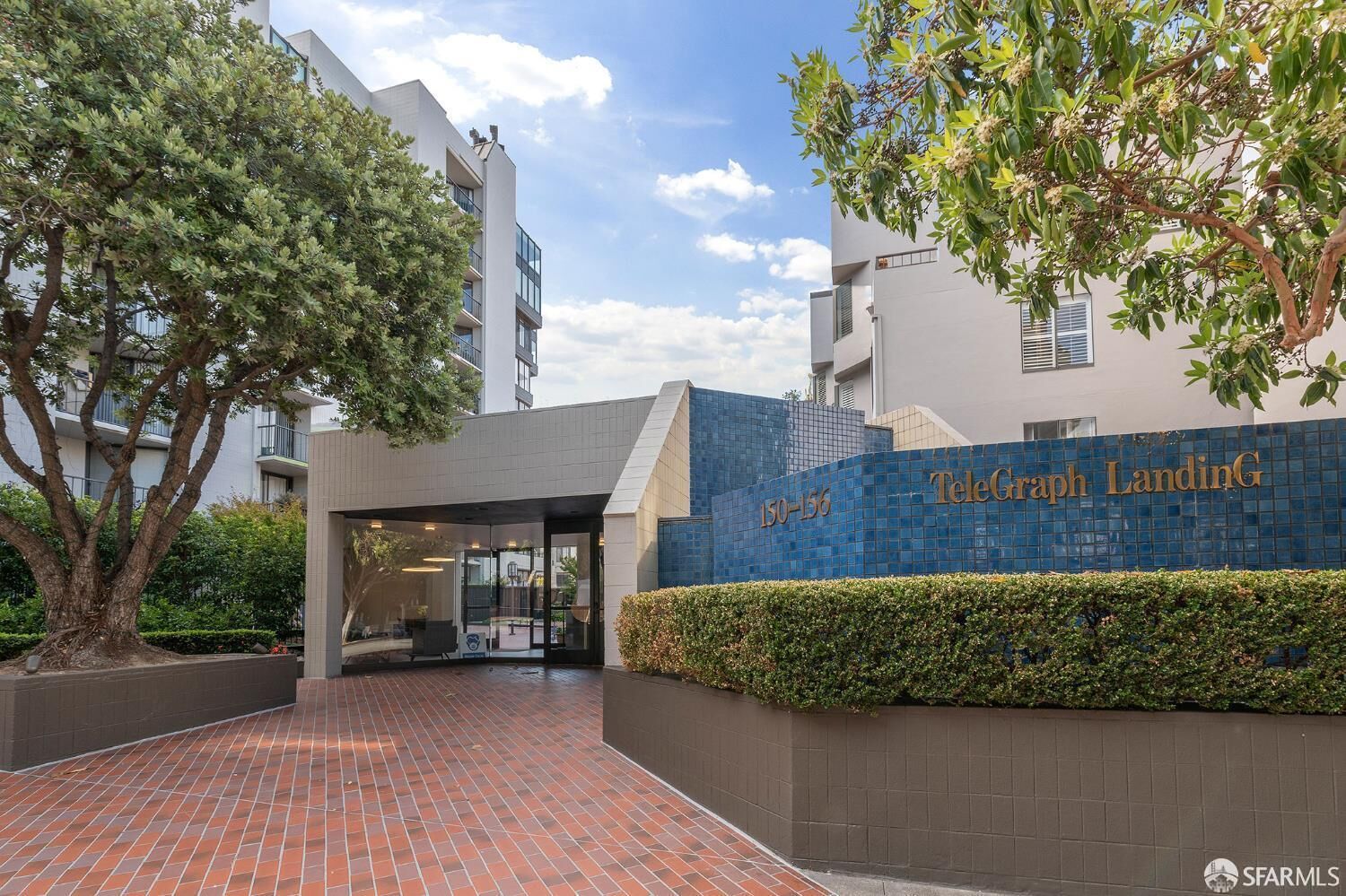 Property Photo:  150 Lombard Street 308  CA 94111 