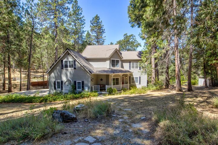 Property Photo: 7010 Flat Creek Drive CA 95684