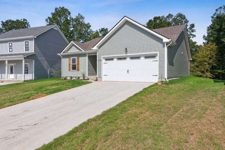 Property Photo: 1170 Tybee Dr TN 37042