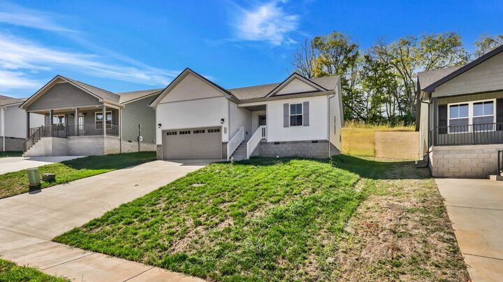 Property Photo: 1170 Tybee Dr TN 37042