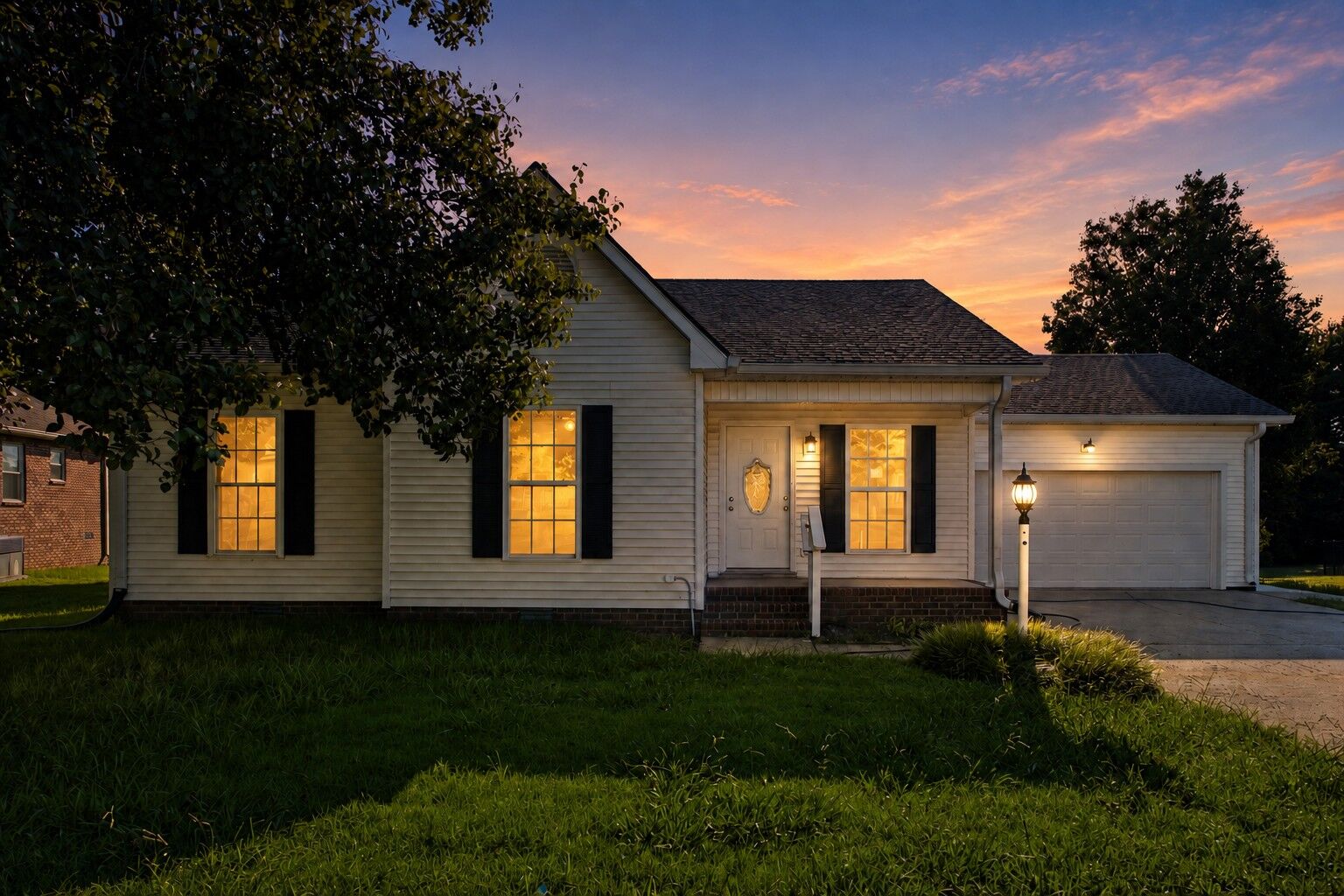 Property Photo: 234 Putter Point Dr TN 37066