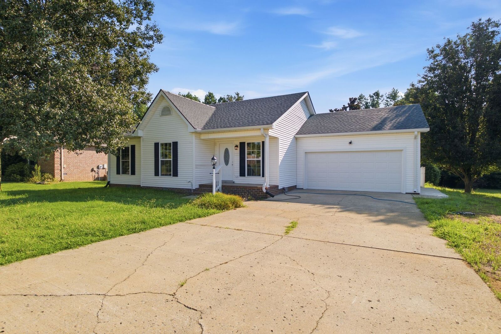 Property Photo:  234 Putter Point Dr  TN 37066 
