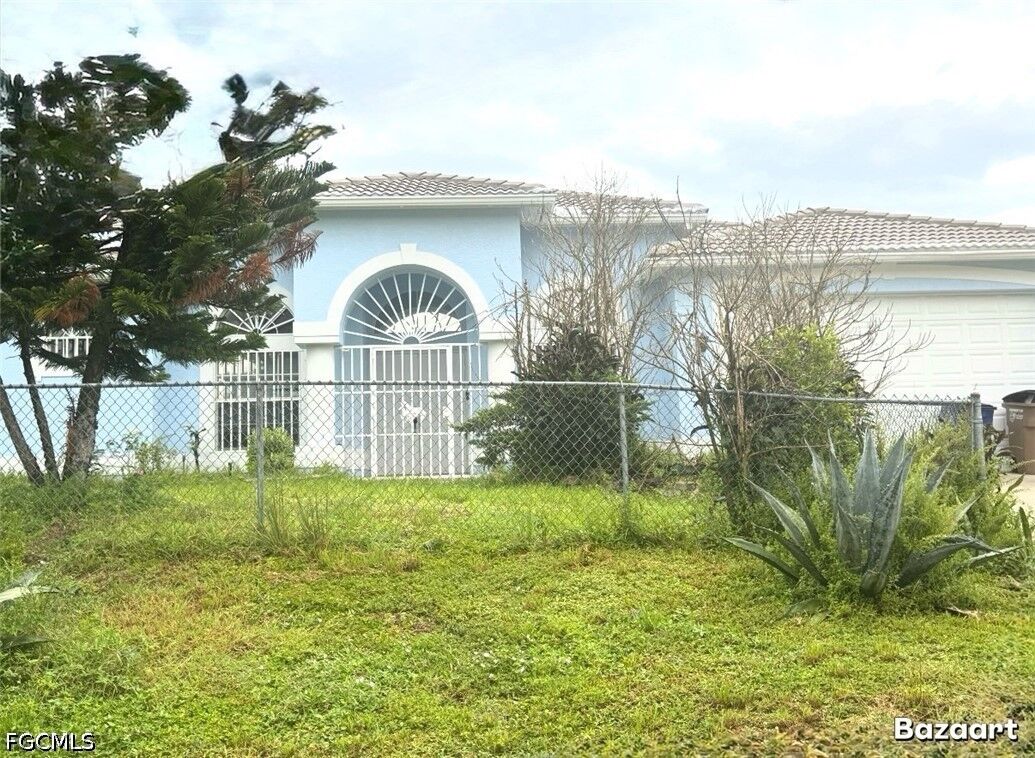 Property Photo:  1722 Roosevelt Avenue  FL 33972 