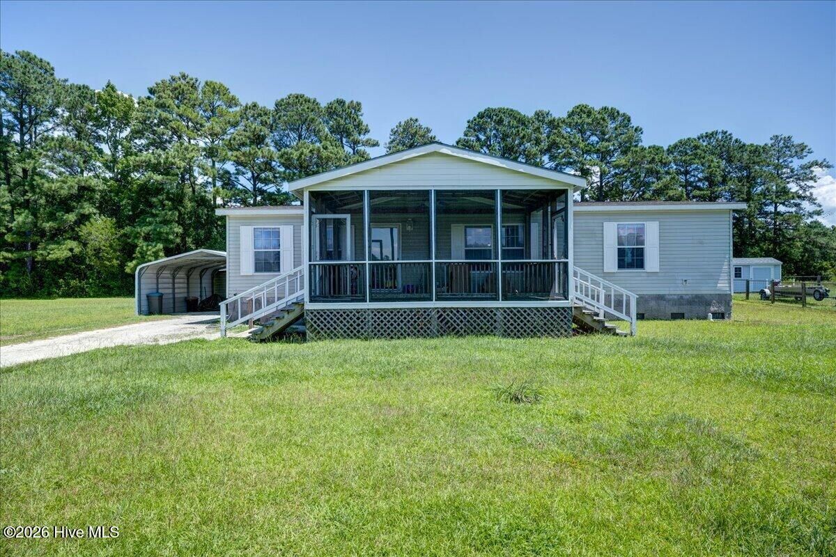 Property Photo:  108 Dana Court  NC 28532 