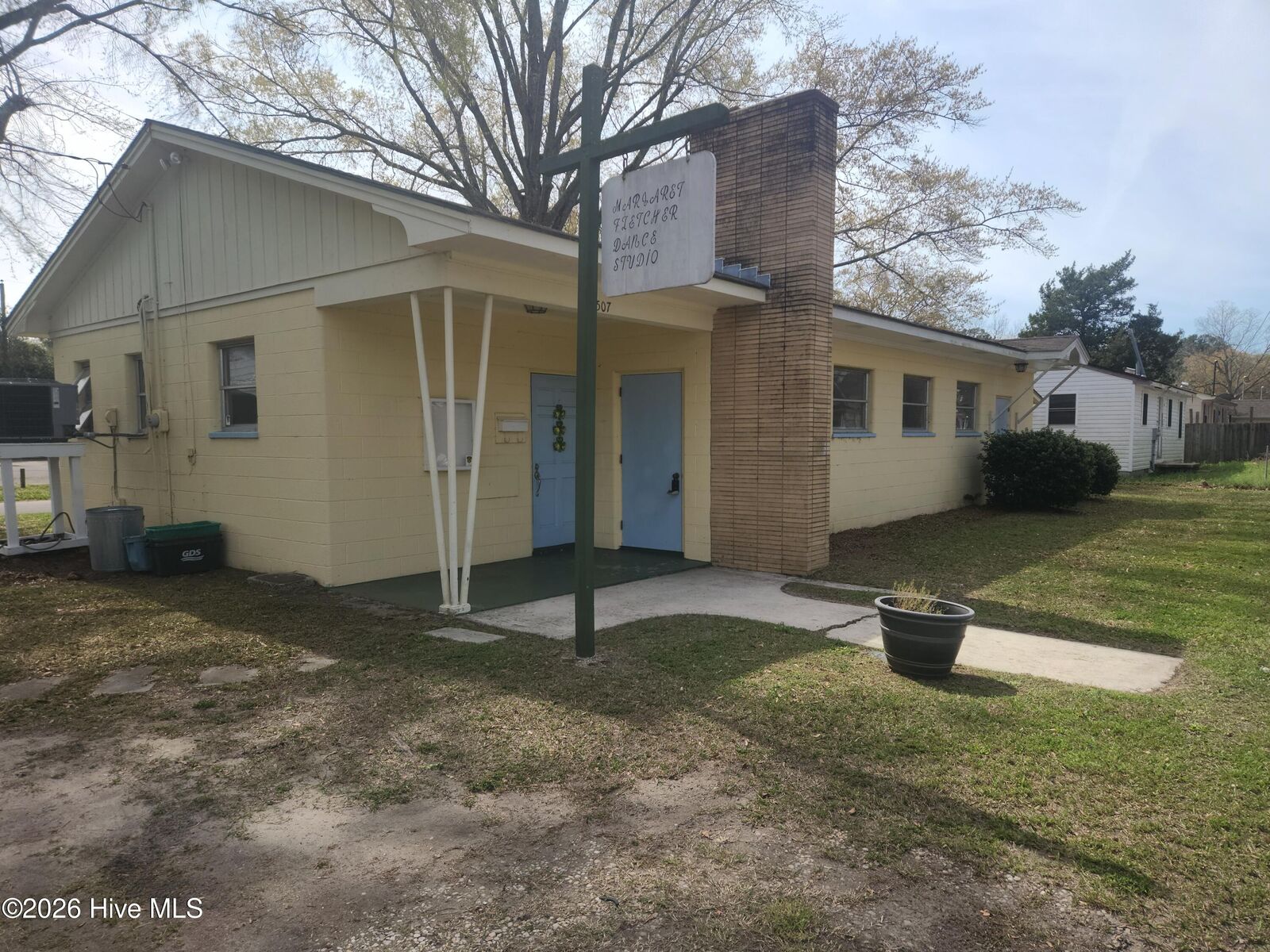Property Photo:  507 Contentnea Avenue  NC 28560 