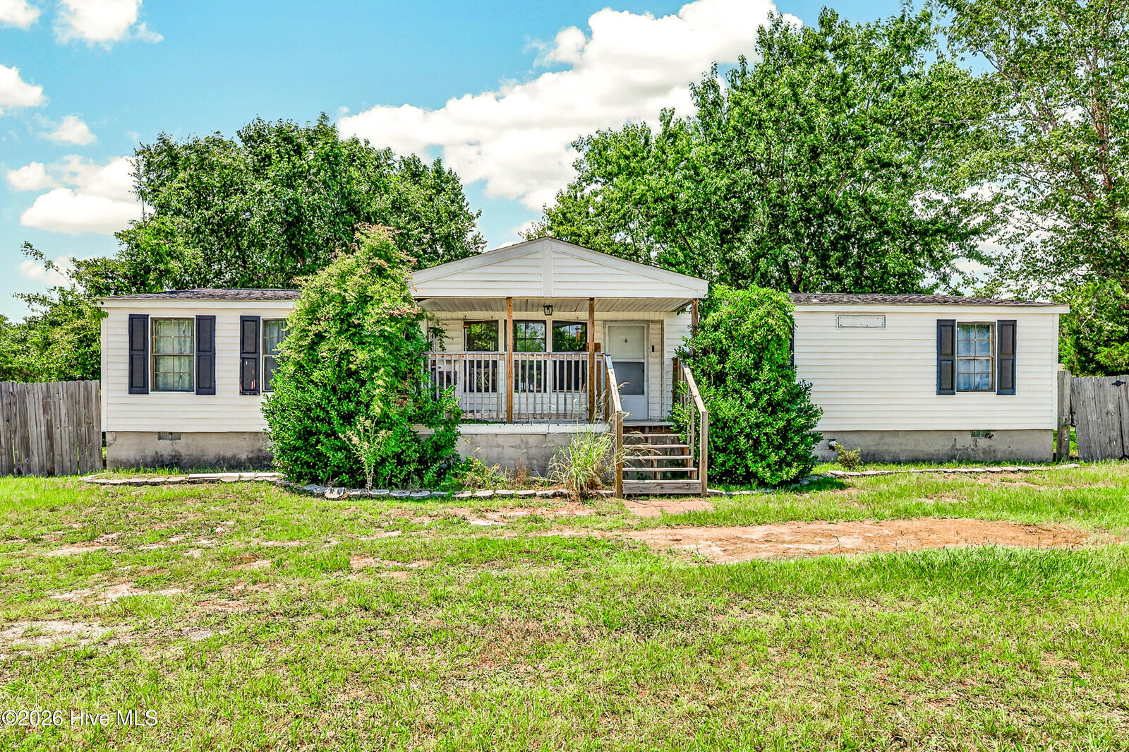 Property Photo:  171 Oyster Lane  NC 28539 