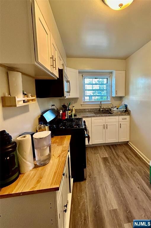 Property Photo:  241 Passaic Street 17B  NJ 07662 