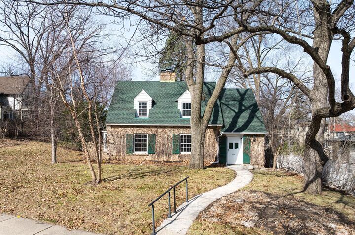 Property Photo: 2740 Thomas Avenue S MN 55416