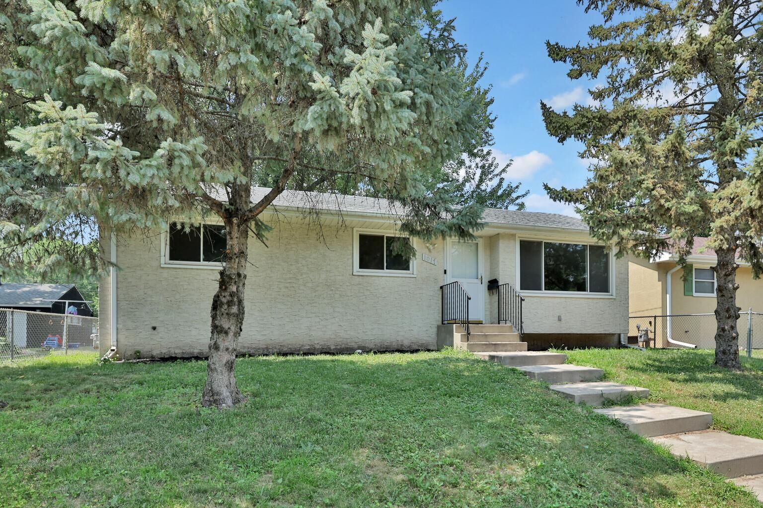 Property Photo: 1017 Livingston Avenue MN 55118