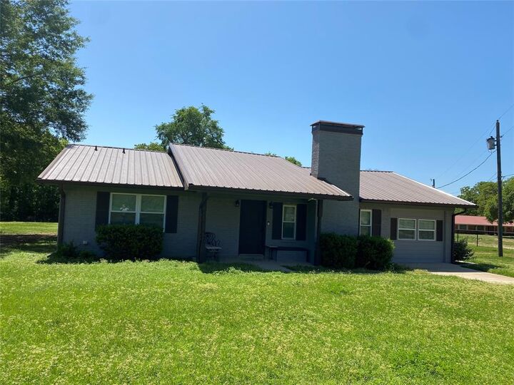 Property Photo:  1410 E Royall Boulevard  TX 75148 