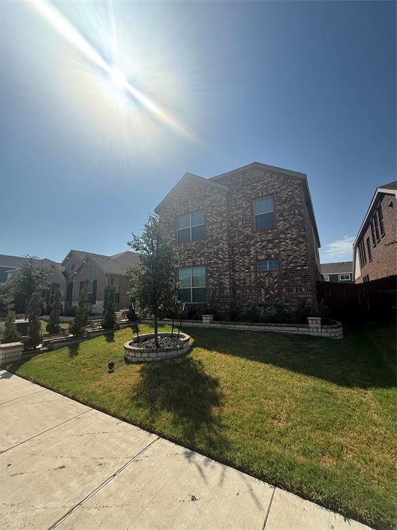 Property Photo: 3153 Beechwood TX 75114