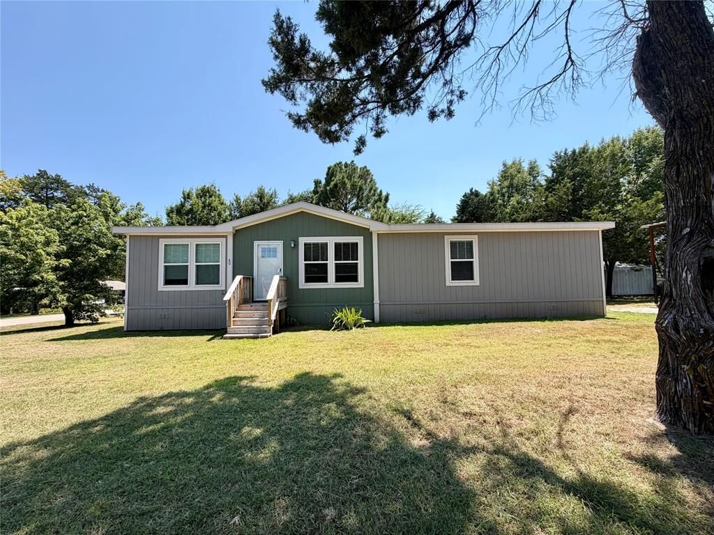 Property Photo:  60 Holland Street  TX 75076 
