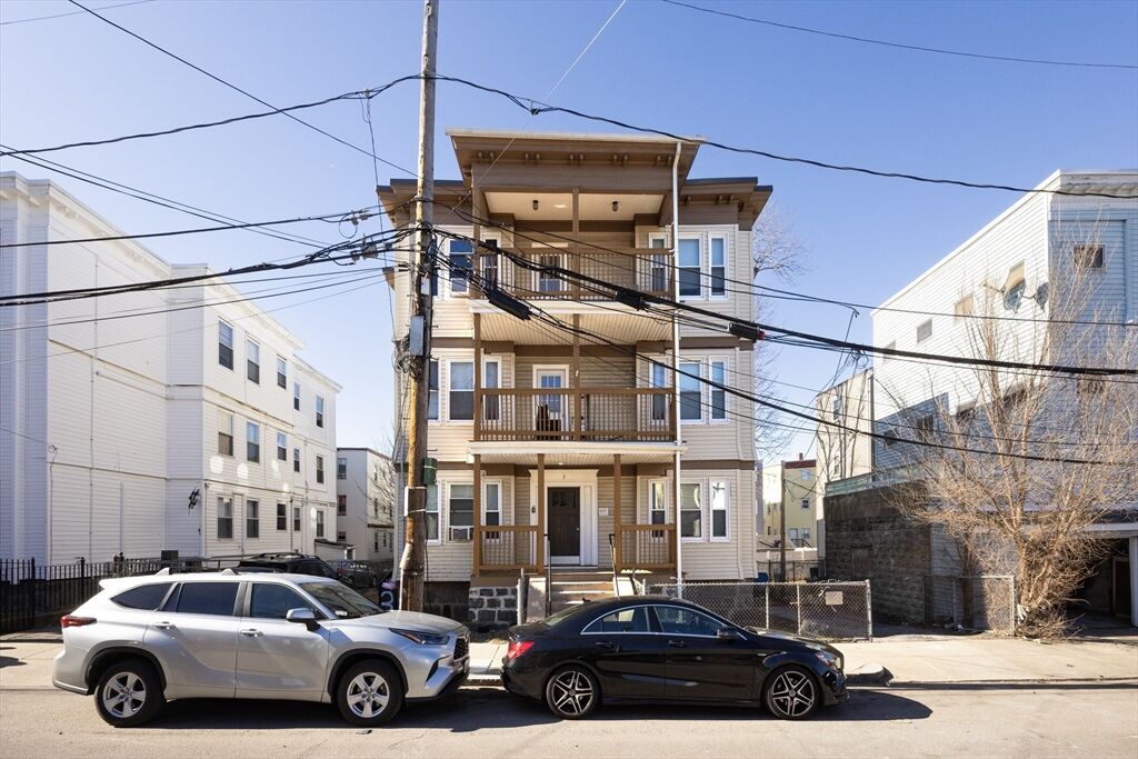 Property Photo:  3 Sutton Street  MA 02126 