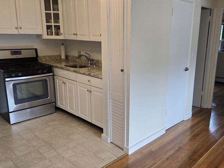 Property Photo: 108 E Main St 10 MA 01432