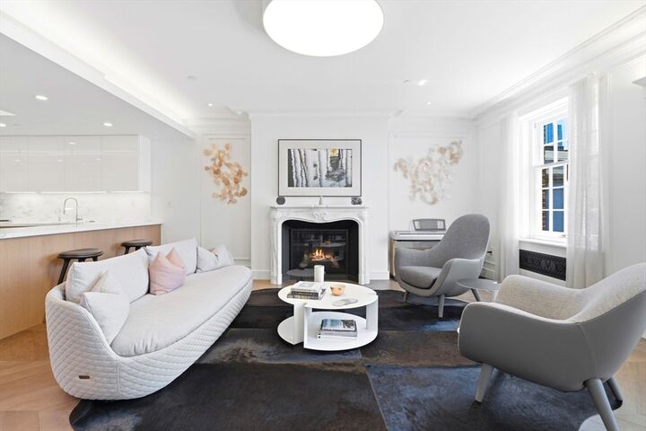 Property Photo:  41 Mt Vernon Street 5  MA 02108 