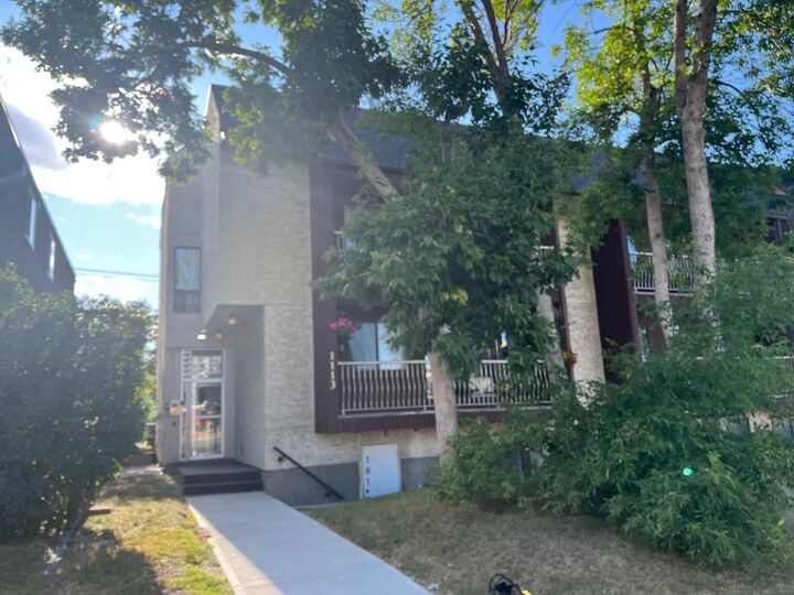 Property Photo: 1113 37 Street SW 404 AB T3C 1S5
